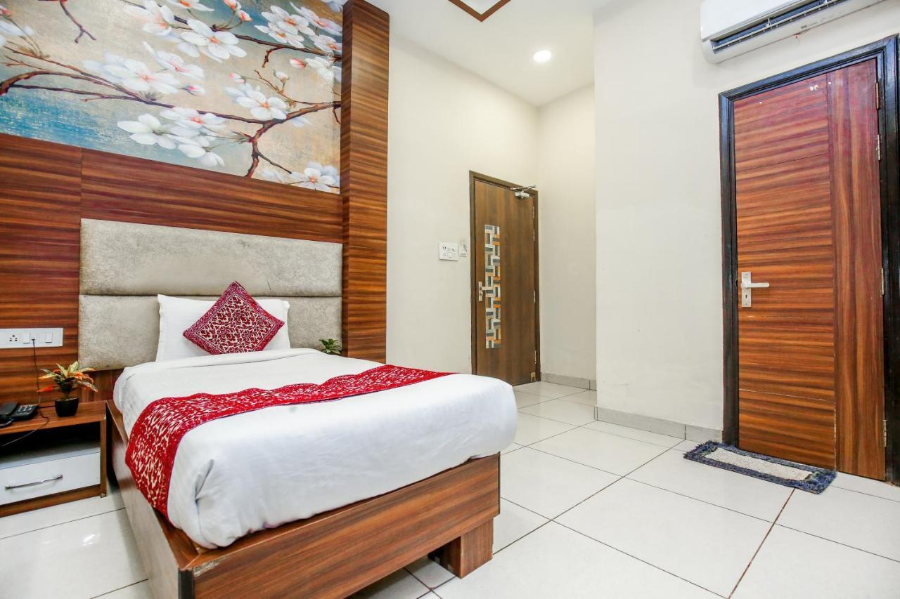Hotel Karan Residency - 5 Min Walk From Golden Temple 암리차르 외부 사진